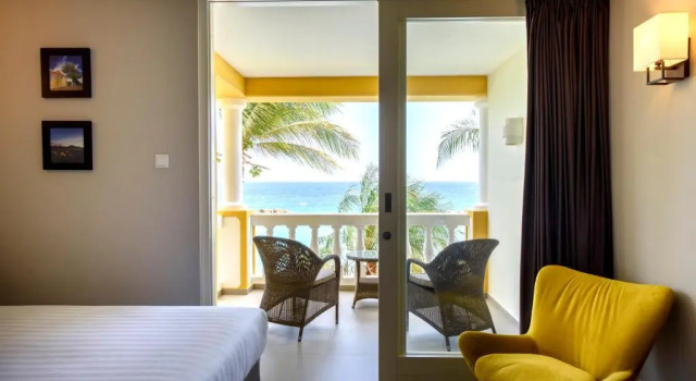 Standard huone meren rannalla Curacao Avila Hotel