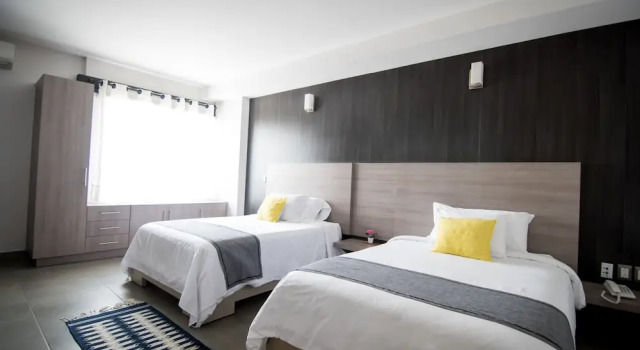 Четырёхместный полулюкс Maria Ines Hotel Suite