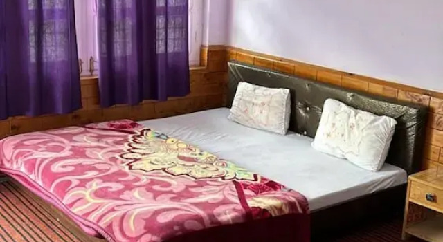 Номер Deluxe Goroomgo Anjali Homestay