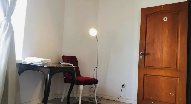 Miroir27, Забронировать Отель Брюссель Брюссельский столичный регион, рядом с Нотр-Дам-Дю-Саблон