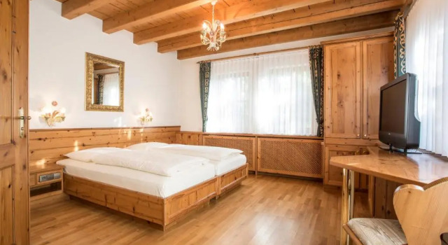 Номер Classic Meiser Rosenstuben Hotel