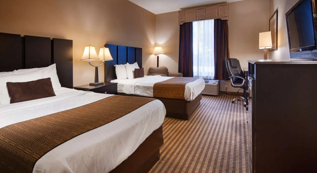 Четырёхместный номер Standard Best Western Dunkirk & Fredonia Inn