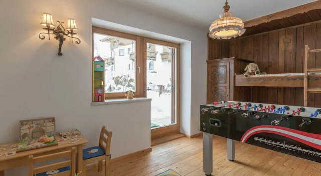 Unique Chalet in the Center of Elmau Near the Ski Lift, Забронировать Шале Отели Элльмау 3 звезды, 3*