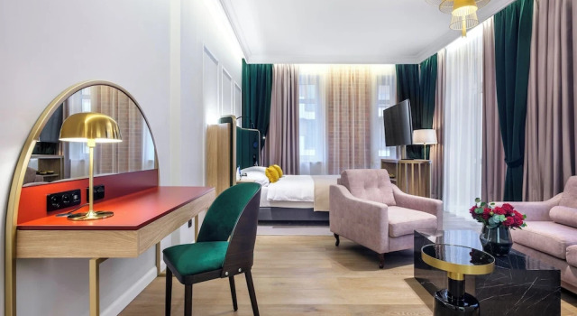 Люкс Deluxe Hotel Golden Queen