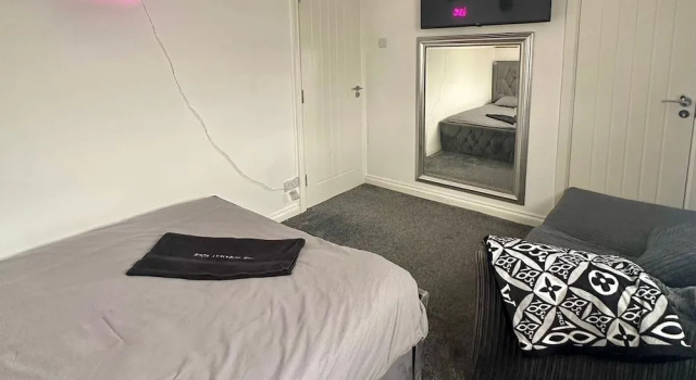 Коттедж The Hideaway Home BD5 - 2 Bed Lovely Modern House