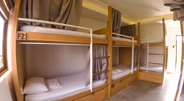 Vuode makuusalissa Red Picnic Hostel