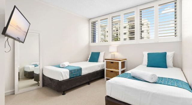 Апартаменты с 2 комнатами с балконом и с красивым видом из окна Northwind Beachfront Apartments