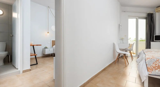Семейный номер Standard с 2 комнатами с балконом и с видом на море Mrs Chryssana Beach Hotel
