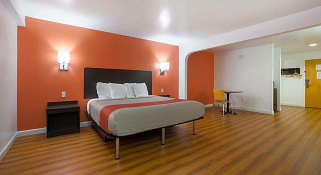 Люкс Motel 6-Suwanee, GA - Gwinnett Center