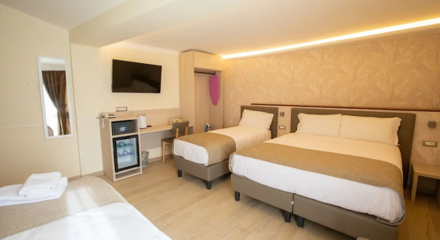 Четырёхместный номер Economy Hotel Maximus
