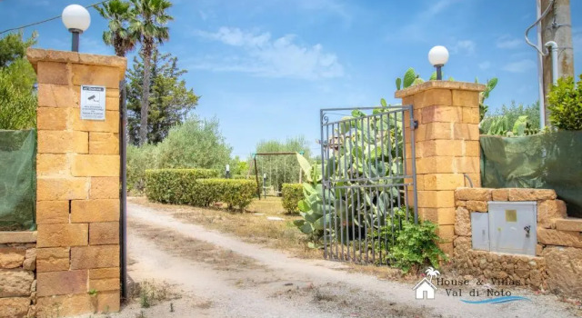 Вилла Villa Country Chic
