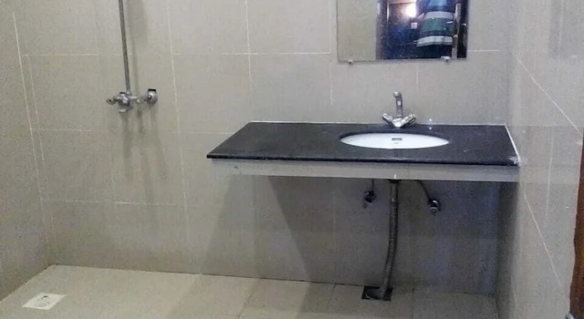 Трёхместный номер Deluxe Gulberg Tower Hotel