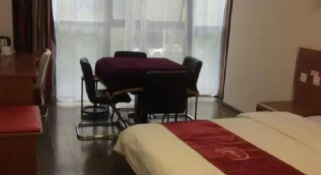 Двухместный номер Standard Thank You Inn Suzhou Tianling Road