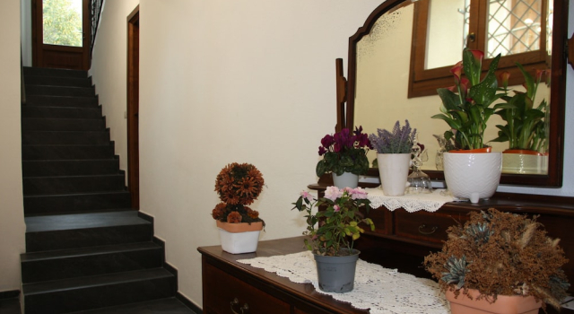 Central Dorgali Guest House, Забронировать Отель Отели Залива Орозеи с парковкой, Парковка
