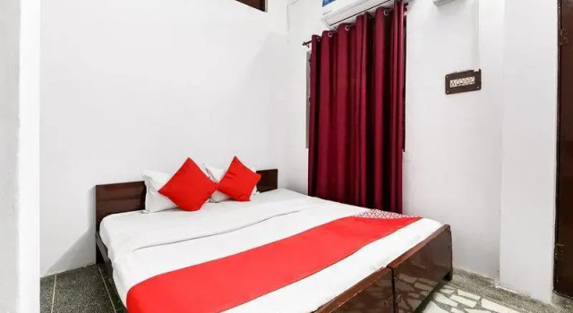 Star Paradise Guesthouse by OYO Rooms, Забронировать Отель Отели штата Раджастхана 3 звезды, 3*