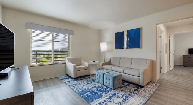 Люкс с 3 комнатами Soka Suites Dallas - Las Colinas