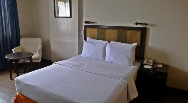 Студия Deluxe Baguio Burnham Suites Hotel