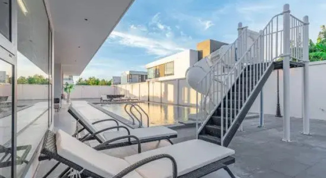 TML-L1 Luxury Villa 6 Rooms 8 Bathrooms (Luxury KTV Room + Pool + Pool Table + Fitness Area)