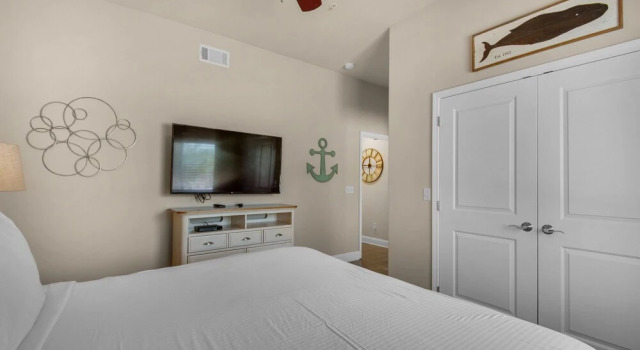 Alerio 104e - 2294669, Rezerwuj Hotel Hotele w Emerald Coast z parkingiem, Parking