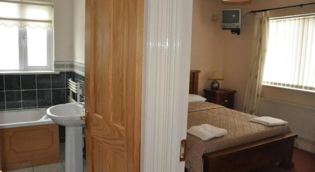 Bridge Bed and Breakfast, Book Hotel Naas Kildare County