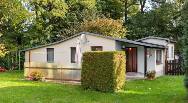 Бунгало Schoenes Ferienhaus in Biendorf mit Garten