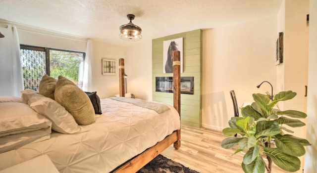 Апартаменты Sedona Condo w/ Pool, Hot Tub, & Pickleball!