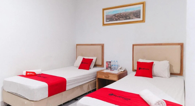 Двухместный номер Standard RedDoorz @ Jalan Mojopahit Medan