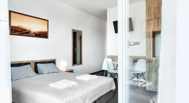 Четырёхместный номер Standard с балконом Hotel Jarosławiec