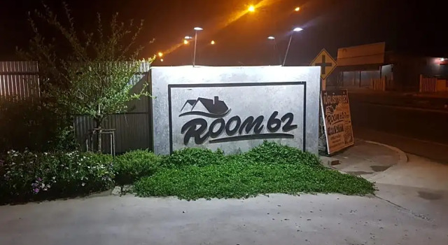 Room62, Забронировать Отель  