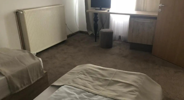 Трёхместный номер Standard Gros Hotel - Leskovac