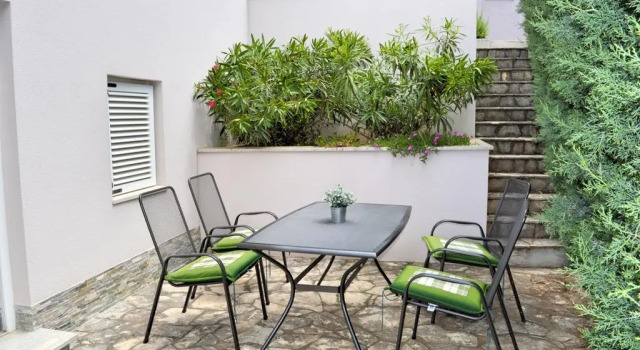 Apartment King, Prenota Appartamento Hotel a Isole Quarnerine con parcheggio, Parcheggio