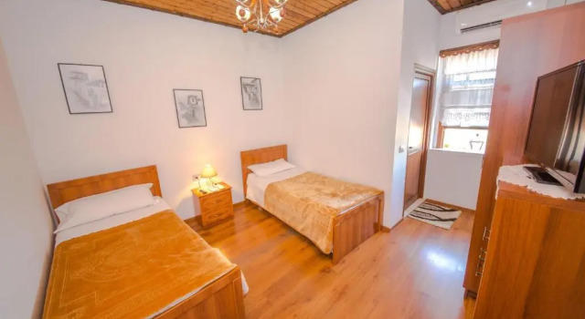 Hotel Kalaja, Prenota Hotel Hotel economici a Berat County