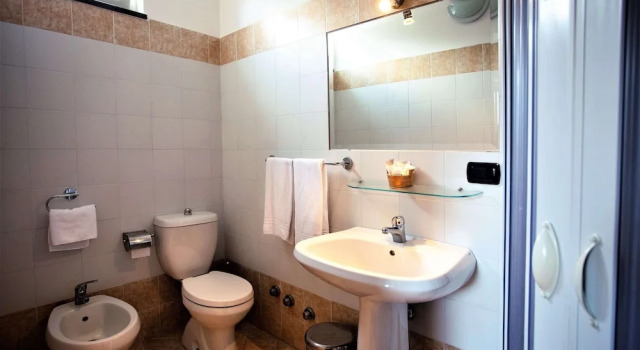 Одноместный номер Standard с балконом Hotel Marabel