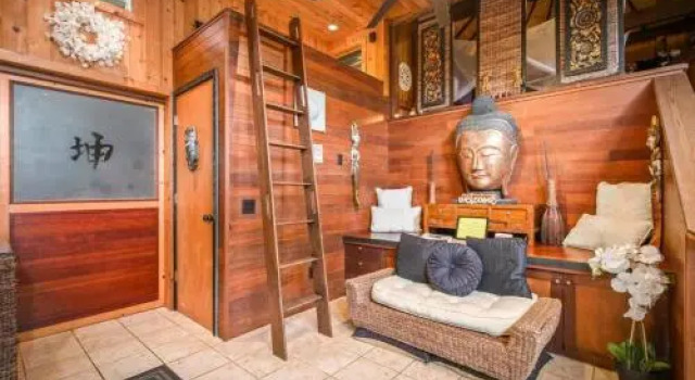 The Bali House & Bali Cottage at Kehena Beach