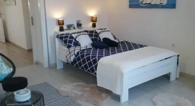 Studio Apartman Manuela, Забронировать Апартаменты/квартира Отели Приморско-Горанской жупания с парковкой, Парковка