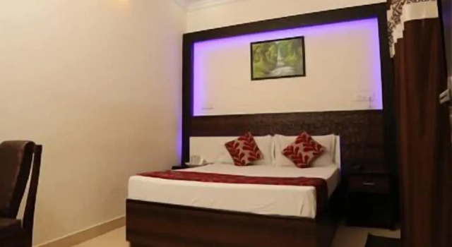 Номер Standard Hotel New SS Residency