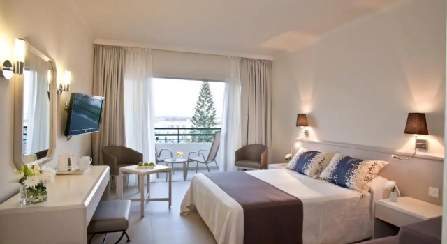 Двухместный номер Standard Louis Imperial Beach
