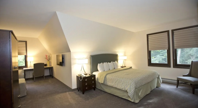 Двухместный люкс The Inn at Shattuck - St. Marys