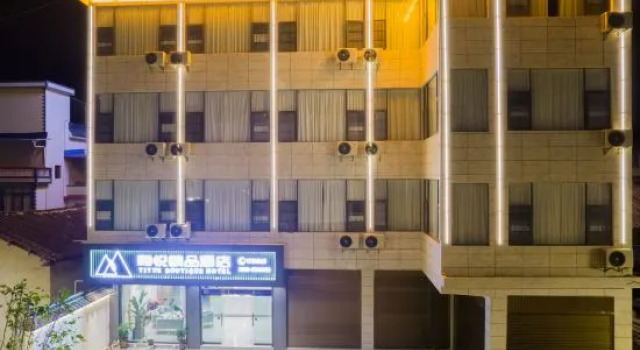 Yongsheng Yue Boutique Hotel, Prenota Boutique Hotel a Lijiang con parcheggio, Parcheggio