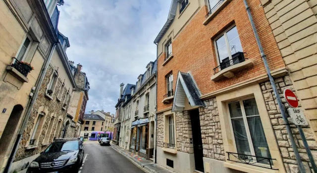 Апартаменты Appartement Premium dans une belle demeure - Hyper centre-ville de Reims