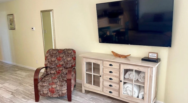 Beachgate Condo Suites And Hotel 515 1 Bedroom Condo