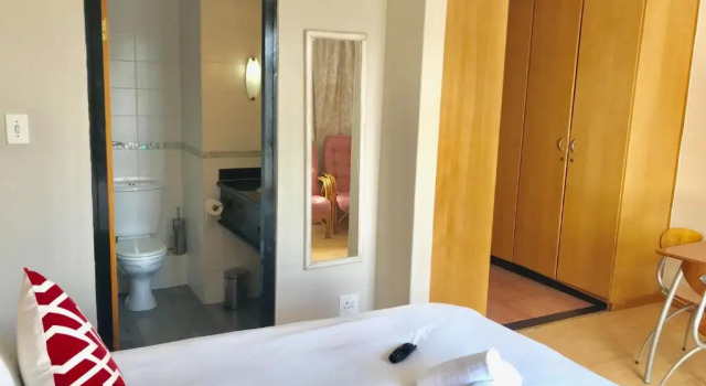 Студия False Bay Inn