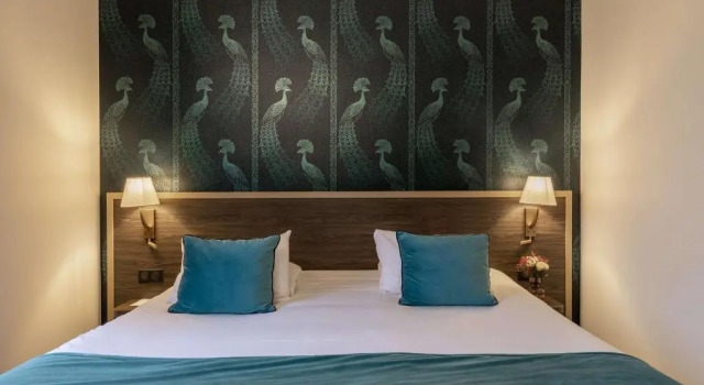 Семейный номер Standard с красивым видом из окна Best Western Royal Hotel Caen