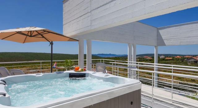 Villa Dante ZadarVillas, Забронировать Вилла Отели Сукошан с парковкой, Парковка