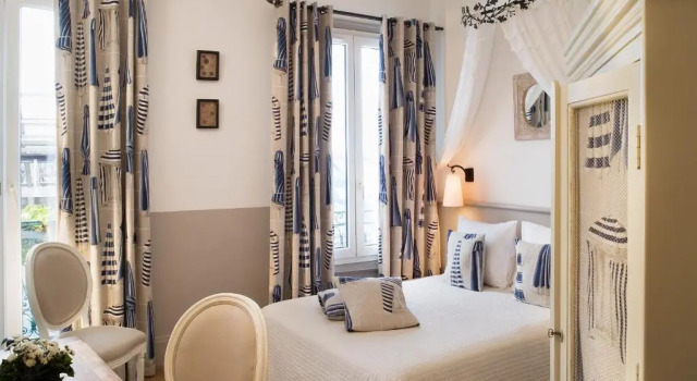 Hotel Le Central, Rezerwuj Hotel Trouville-sur-Mer 