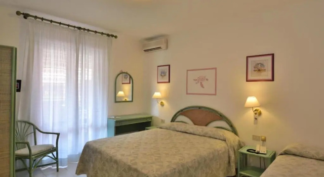 Трёхместный номер Standard Eco Hotel Montemerlo