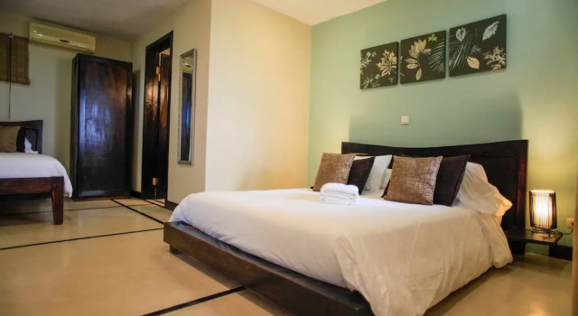 Casa Marbella, Rezervovat Hotel Hotely v Puntarenas s parkováním, Parkování