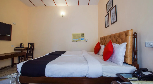 Capital O 23356 Hotel Kumbhal Castle, Забронировать Отель Отели штата Раджастхана с бассейном, Бассейн