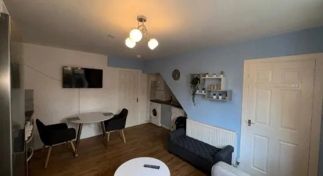 City Centre 4 Bed - Parking - Groups & Contractors, Buchen Sie Hotel Nottingham Nottinghamshire