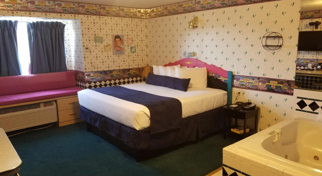 Suite Howard Johnson Ponderay